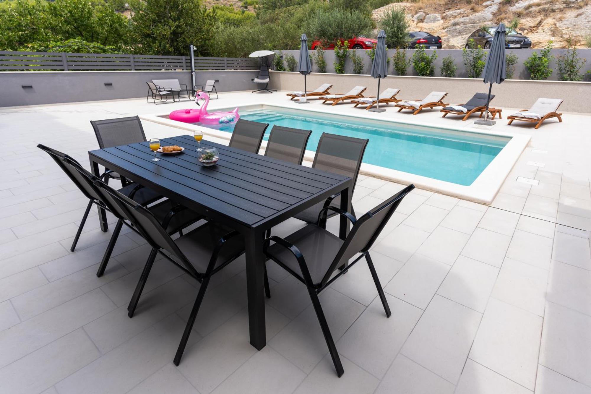 Luxury Apartment Lorena - Private Heated Pool - Jesenice  Extérieur photo